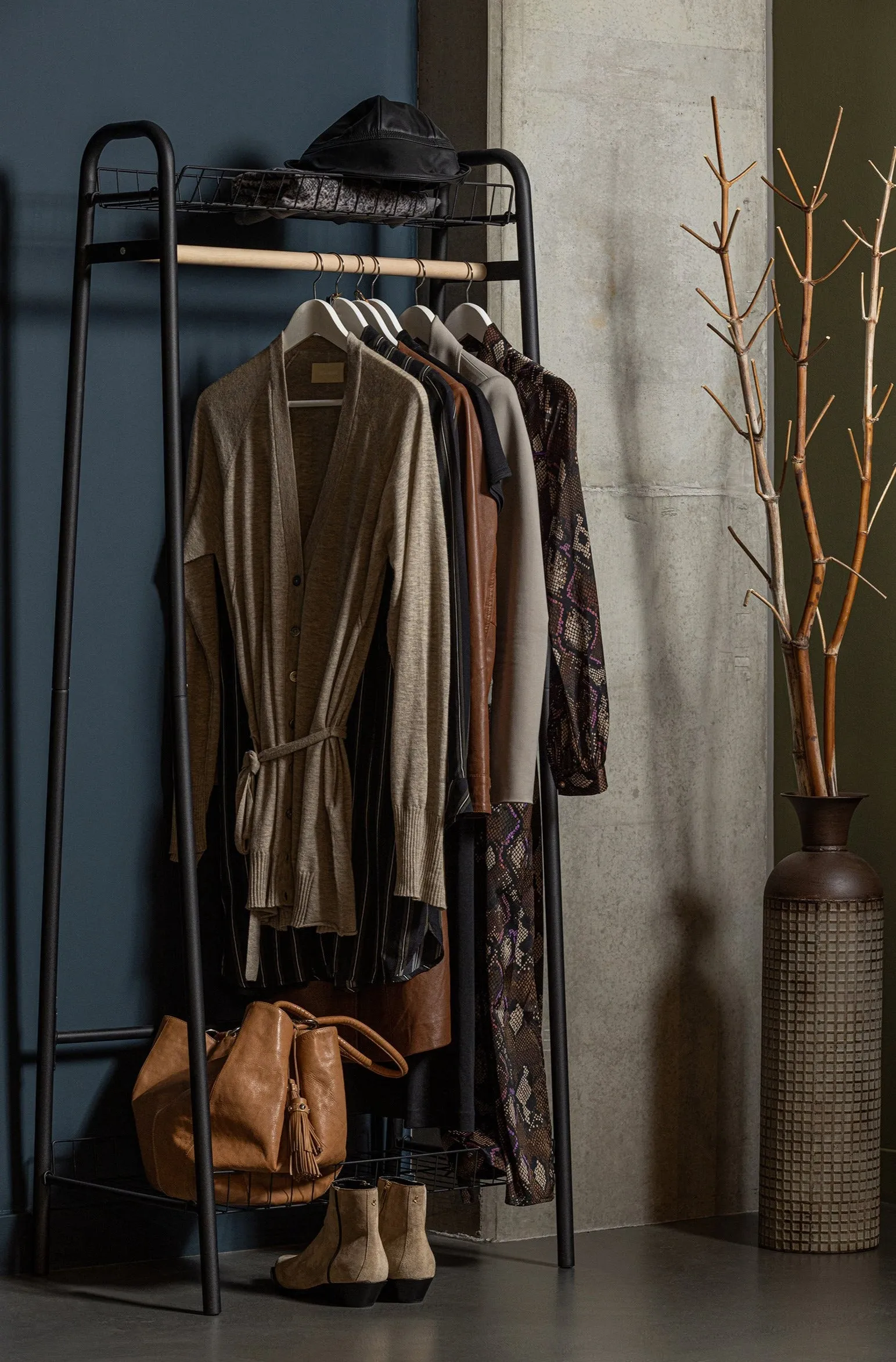 Woood Jovi Clothes Rack Metal Black